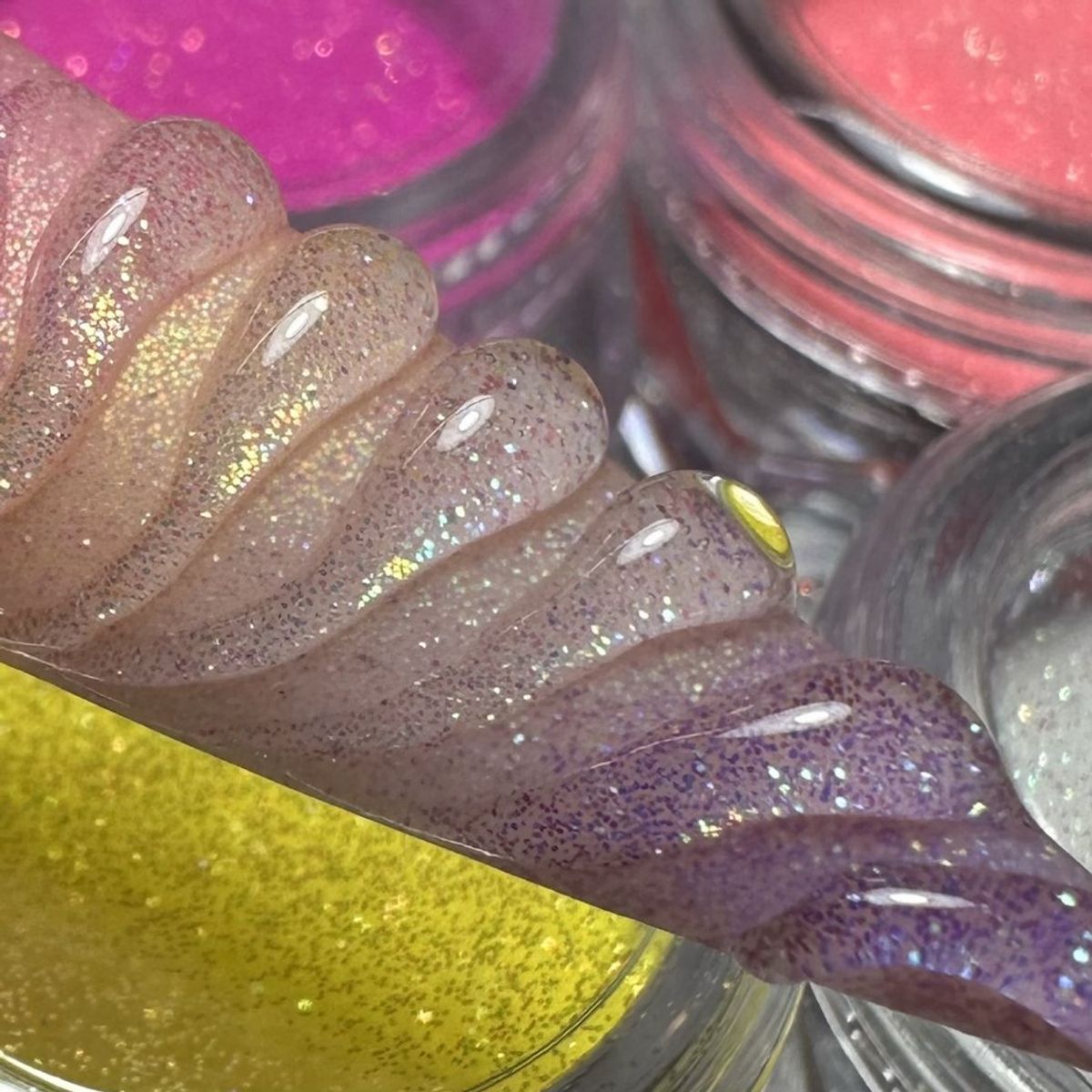 12 shades of Rainbow glitter 0,1 mm. 